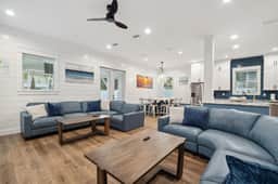 Skyline: Rooftop Deck! Golf Cart Rental Available! - Image 5