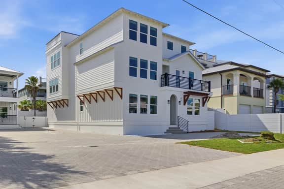 The Grand: 12 Bedrooms - 20 Beds. Golf Cart Rental Available! - Image 5