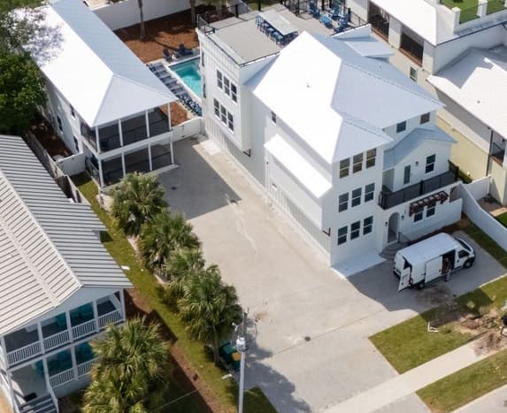 The Grand: 12 Bedrooms - 20 Beds. Golf Cart Rental Available! - Image 1